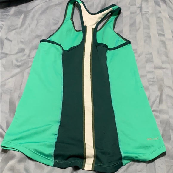 Nike Dri fit tanks - Picture 6 of 10